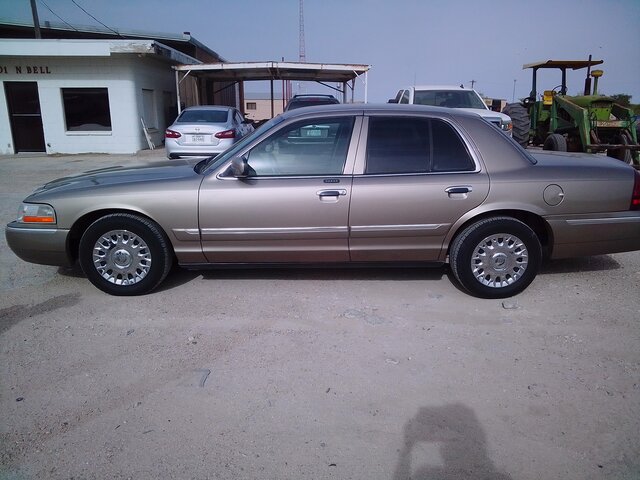  Mercury Grand Marquis à San Angelo chez Hargraves Quality Cars and Trucks