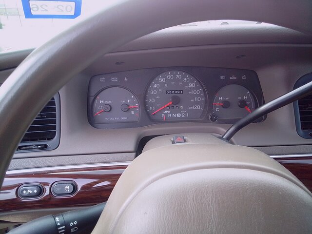  Mercury Grand Marquis à San Angelo chez Hargraves Quality Cars and Trucks