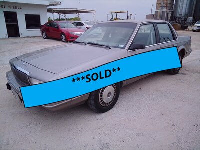 Voiture Buick Century at San Angelo in Hargraves Quality Cars and Trucks