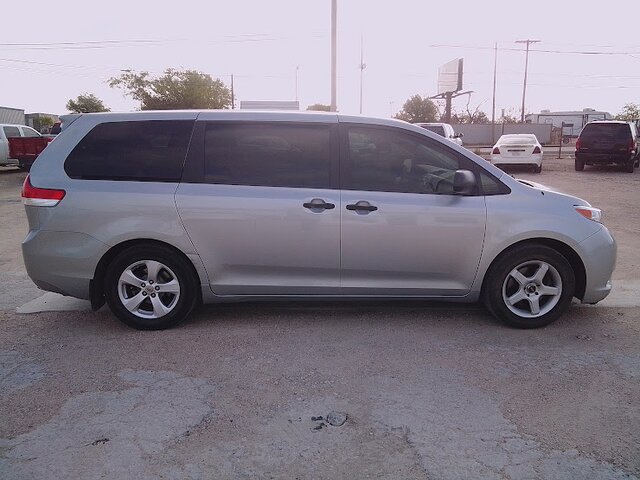  Toyota Sienna à San Angelo chez Hargraves Quality Cars and Trucks