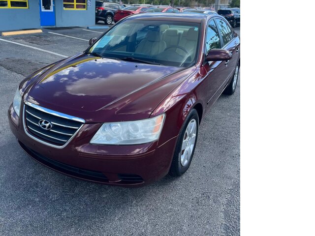 Pre-Owned HYUNDAI SONATA at POMPANO BEACH, FL 33060 in Doozy Auto