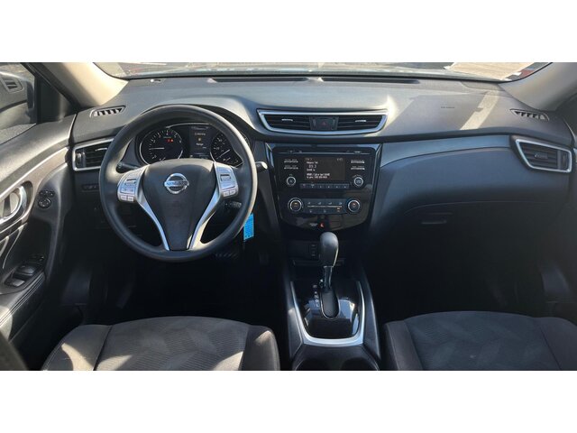 Pre-Owned NISSAN ROGUE at POMPANO BEACH, FL 33060 in Doozy Auto