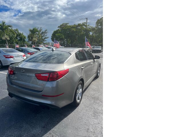 Pre-Owned KIA OPTIMA at POMPANO BEACH, FL 33060 in Doozy Auto