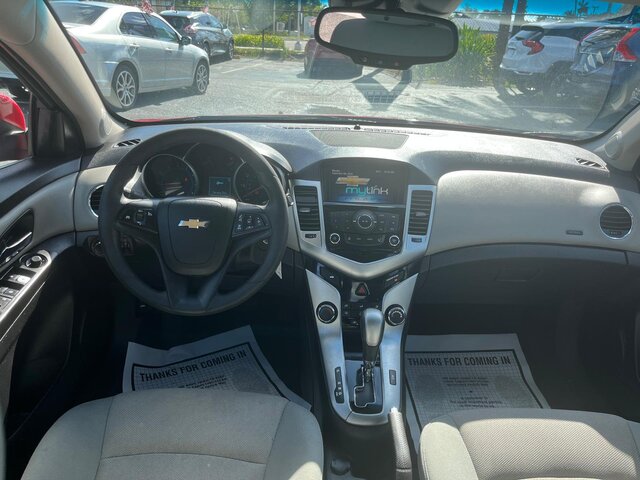 Pre-Owned CHEVY CRUZ at POMPANO BEACH, FL 33060 in Doozy Auto