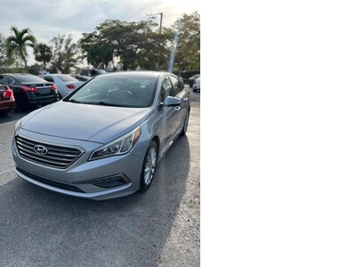 Pre-Owned HYUNDAI SONATA at POMPANO BEACH, FL 33060 in Doozy Auto