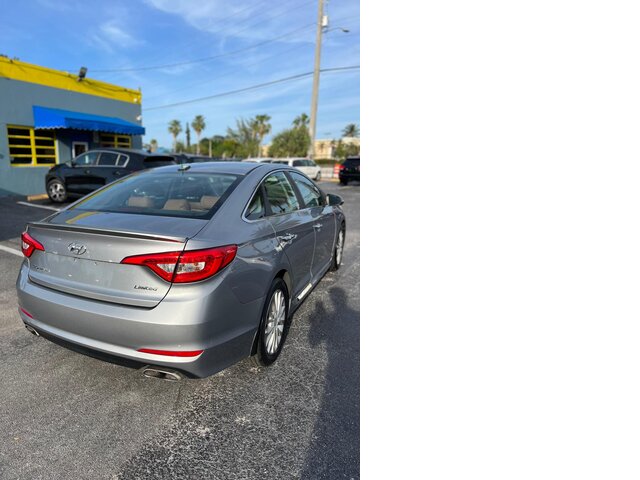 Pre-Owned HYUNDAI SONATA at POMPANO BEACH, FL 33060 in Doozy Auto