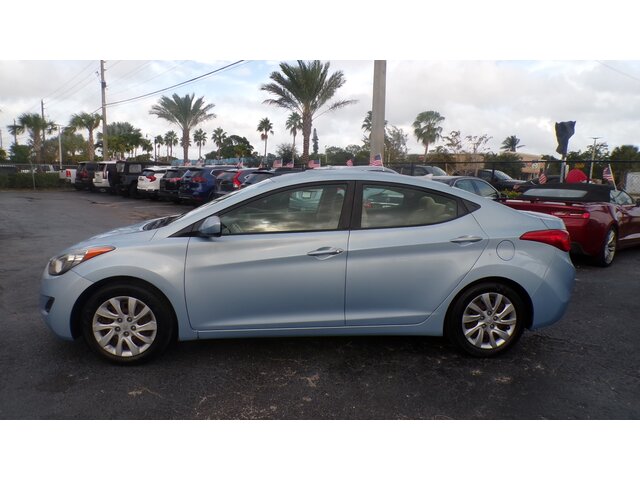 Pre-Owned HYUNDAI ELANTRA at POMPANO BEACH, FL 33060 in Doozy Auto