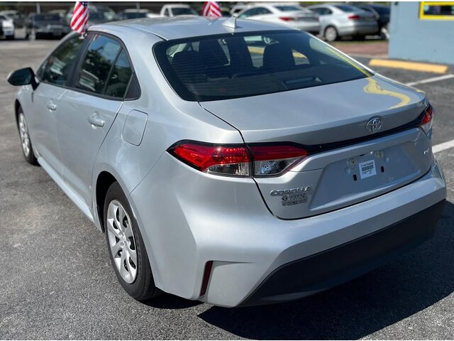 Pre-Owned TOYOTA COROLLA at POMPANO BEACH, FL 33060 in Doozy Auto