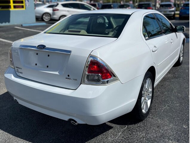 Pre-Owned FORD FUSION at POMPANO BEACH, FL 33060 in Doozy Auto