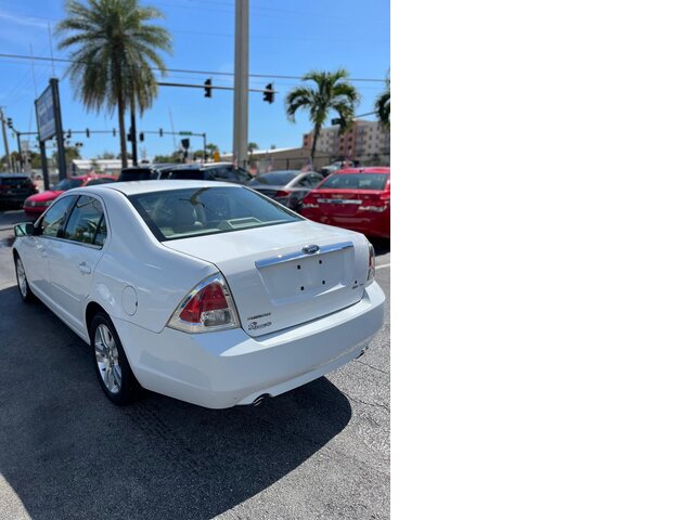 Pre-Owned FORD FUSION at POMPANO BEACH, FL 33060 in Doozy Auto