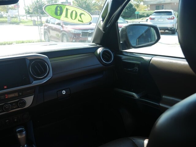 Pre-Owned TOYOTA TACOMA at Auto Finance Center in Woodbridge