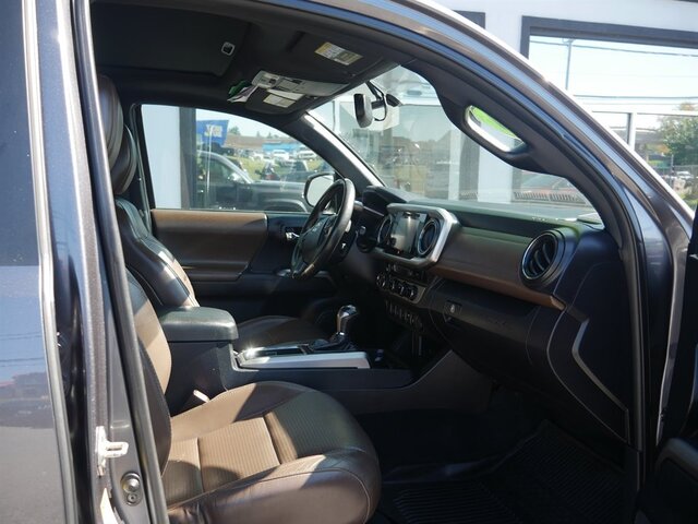Pre-Owned TOYOTA TACOMA at Auto Finance Center in Woodbridge