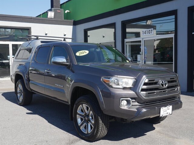 Pre-Owned TOYOTA TACOMA at Auto Finance Center in Woodbridge
