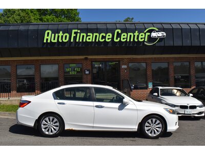 Pre-Owned HONDA ACCORD at Auto Finance Center in Woodbridge