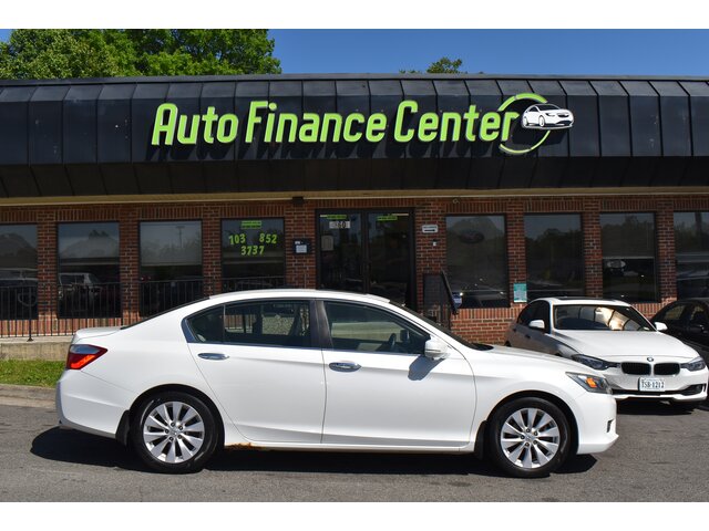 Pre-Owned HONDA ACCORD at Auto Finance Center in Woodbridge